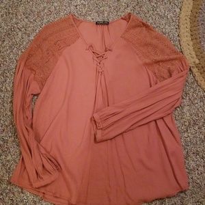 Long sleeve spring top